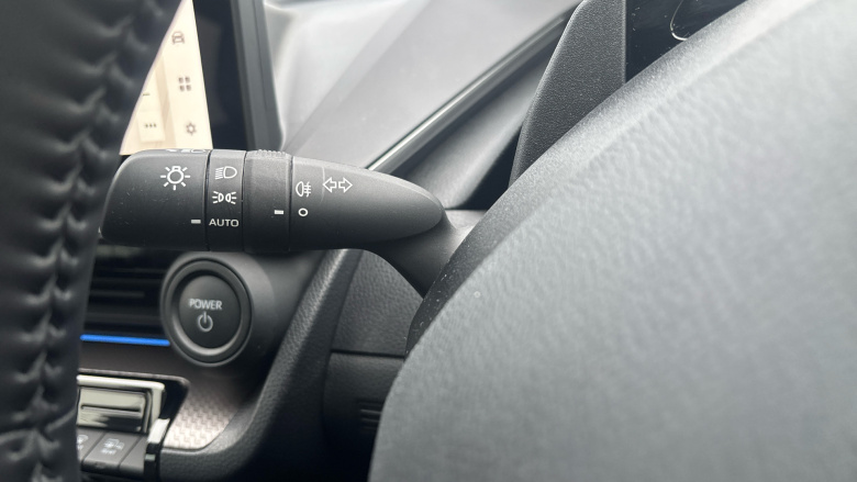 Toyota Prius 2.0 PHEV Design 5dr CVT Hatchback